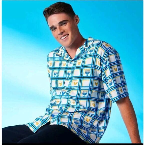 Disney Parks 2023 Mickey Mouse Icon Hanukkah Woven Button Up Shirt Men Sz Small - Picture 1 of 10
